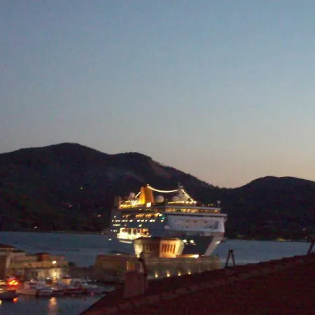 Porta Del Mare 3* Портоферрайо