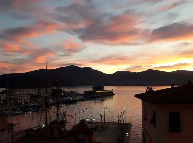 Porta Del Mare Guest house 3*